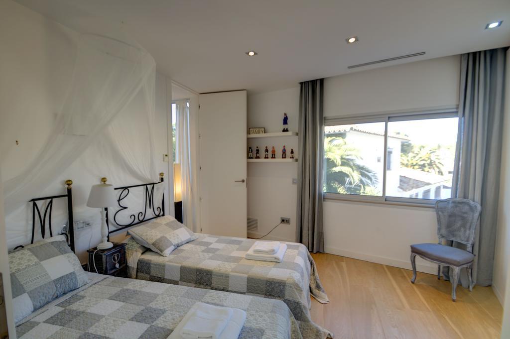 Villa Tarantino Sitges Exteriör bild